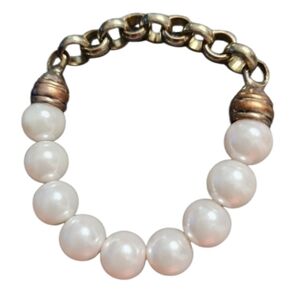 Faux Pearl and Goldtone Stretch Bracelet